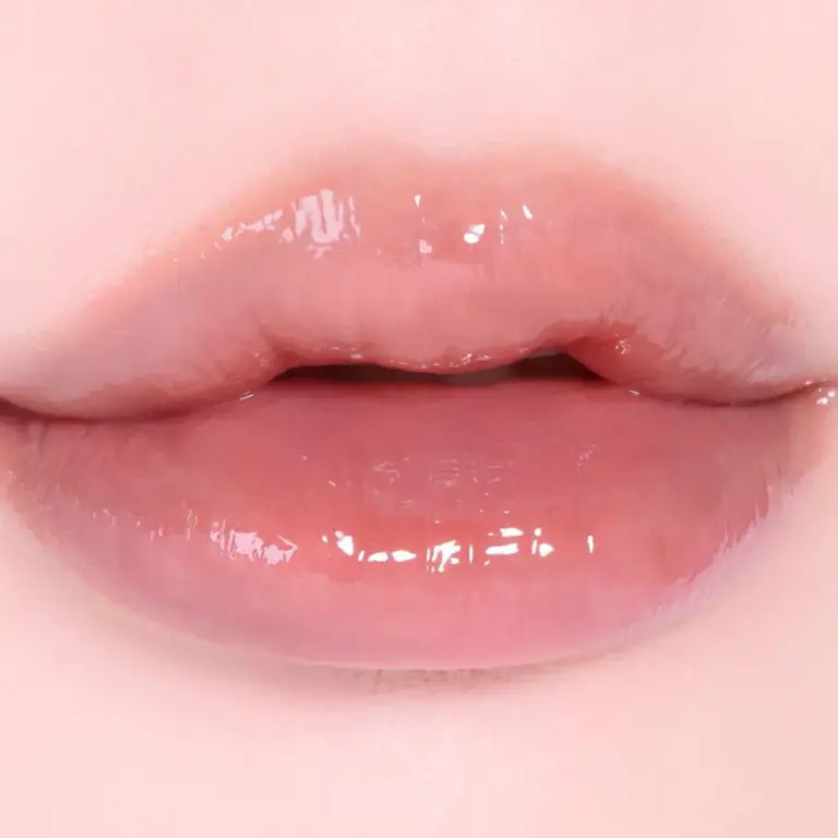 [19colors] hince Raw Glow Gel Tint 0.13 fl. oz.(4ml) R011 CHAI 0.13 fl. oz. (4 ml)