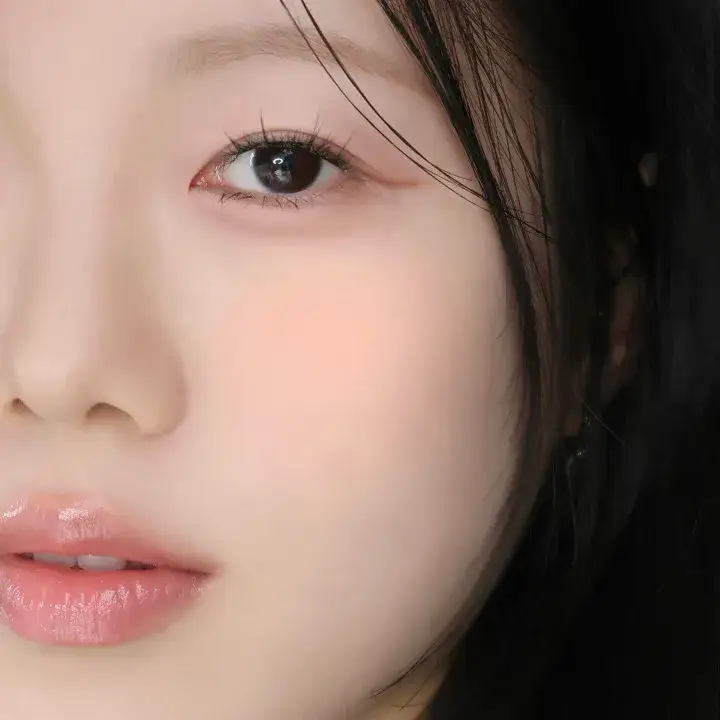 [Sanrio EDITION] WAKEMAKE Sheer Breeze Blusher (9 Colors) 01 Milky Apricot