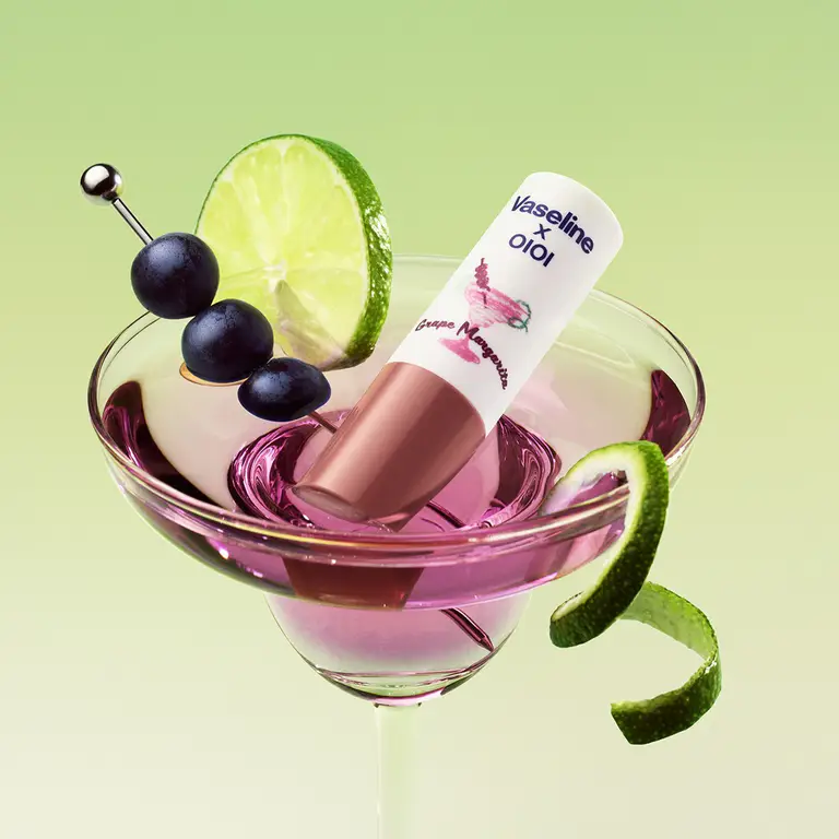Vaseline Lip Theapy Colour + Care Lip Balm (8 Options) [OIOI EDITION] Grape Margarita