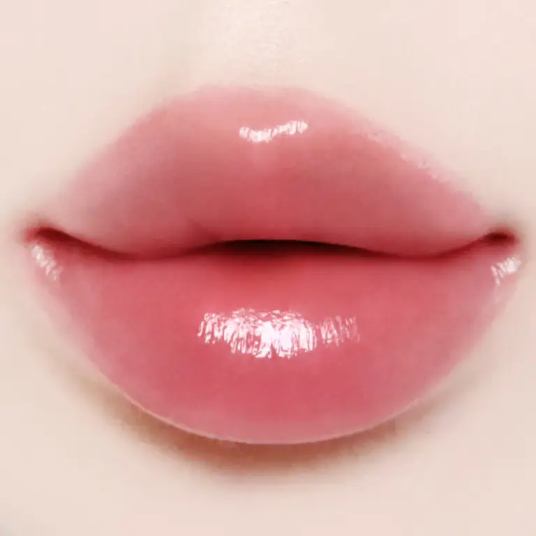 [HELLO KITTY] WAKEMAKE Healthy Glow Balm Stick (2 Colors) [SINGLE] 25 Unseen Rose