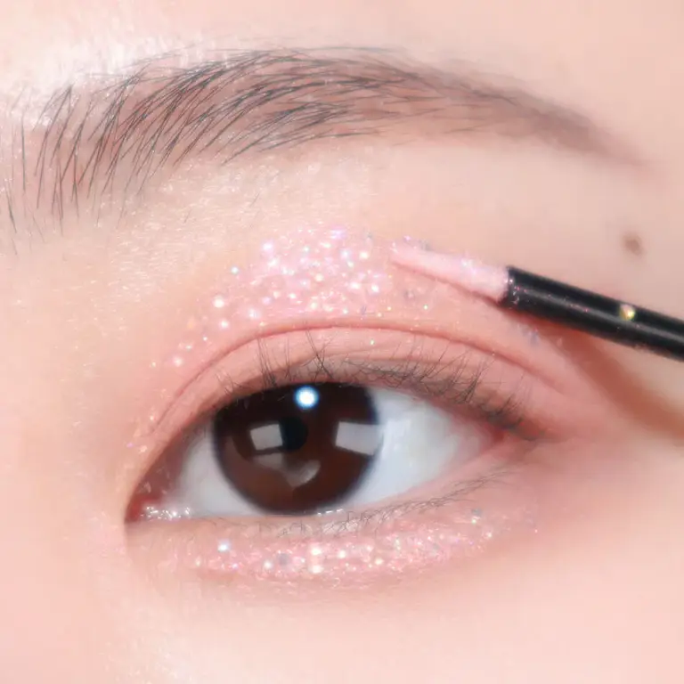 CORINGCO Shabam Shabam Romantic Glitter #06 Cherry Blossom Light