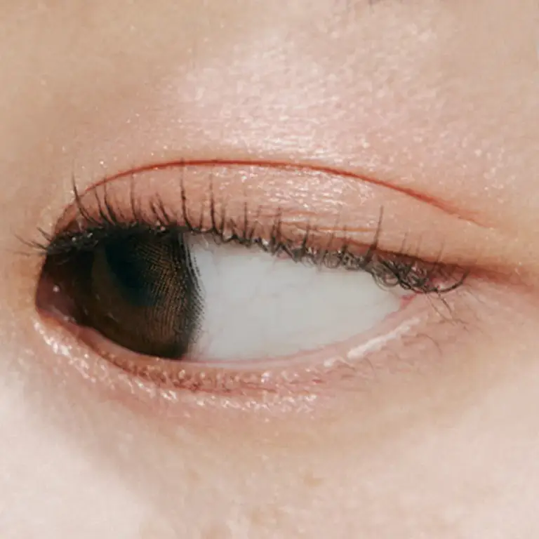 JAVIN DE SEOUL Wink Eye Shimmer Light (12 Colors) 01 Pre Beige