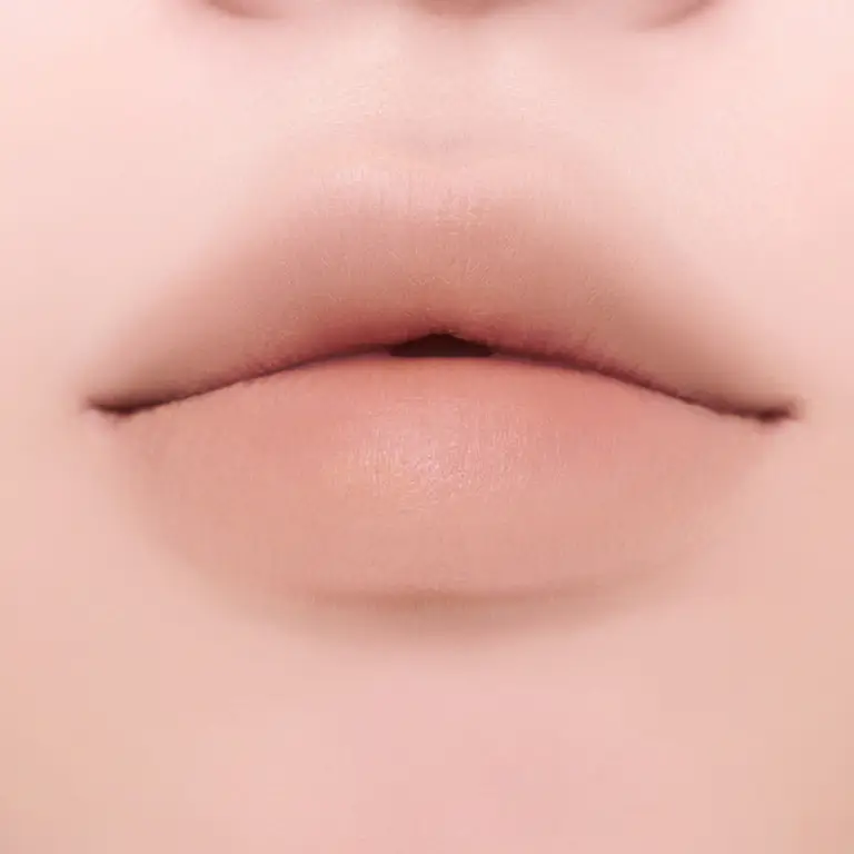 Heart Percent Dote On Mood Lineproof Lip Pencil (10 Colors) 01 Nudy Beige